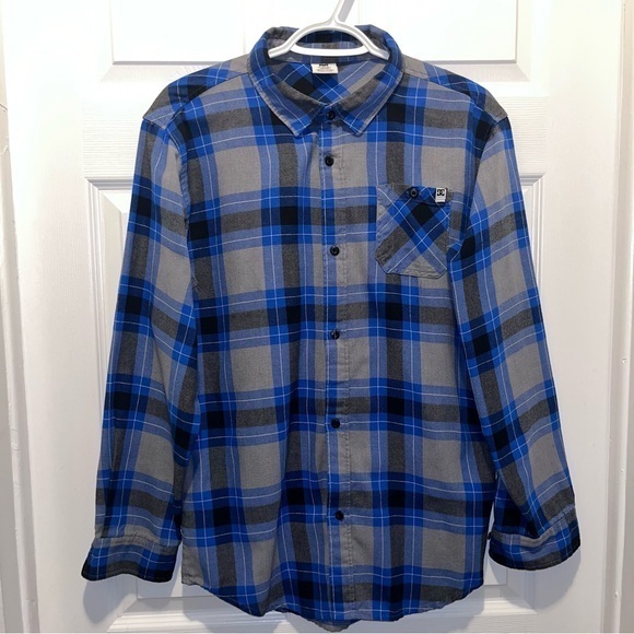 DC Other - DC Shoes flannel shirt buttons down Men Large long sleeve blue black